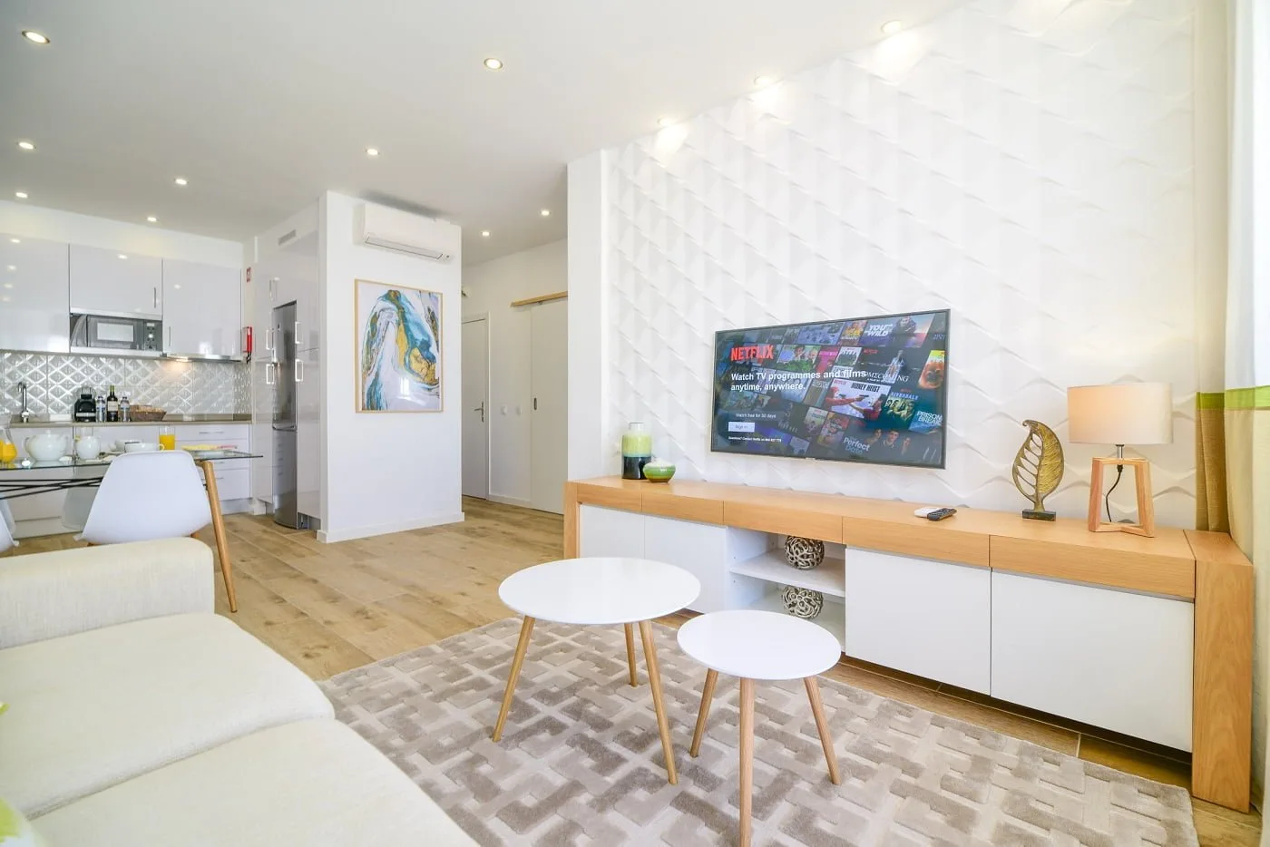 Timeless Beach II — interior 11